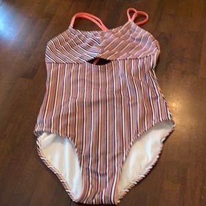 Art class girls’ one piece bathing suit